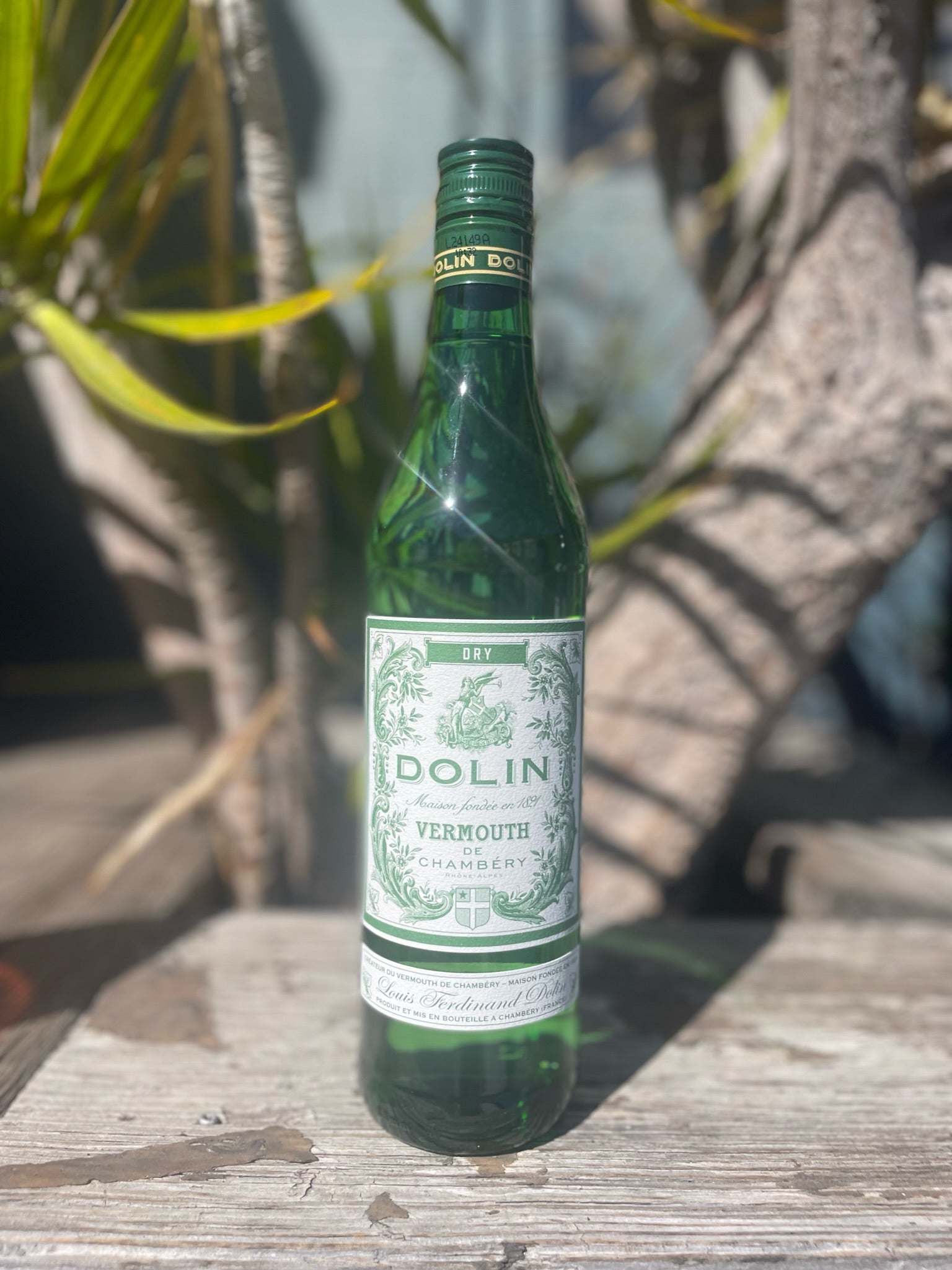Dolin Dry 750ml – Bar & Garden